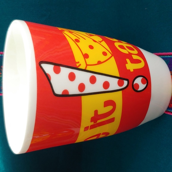 Roy Kirkham Set of Two Collectible 2006 Make It Tasty Fine Bone China Mugs - Picture 6 of 16